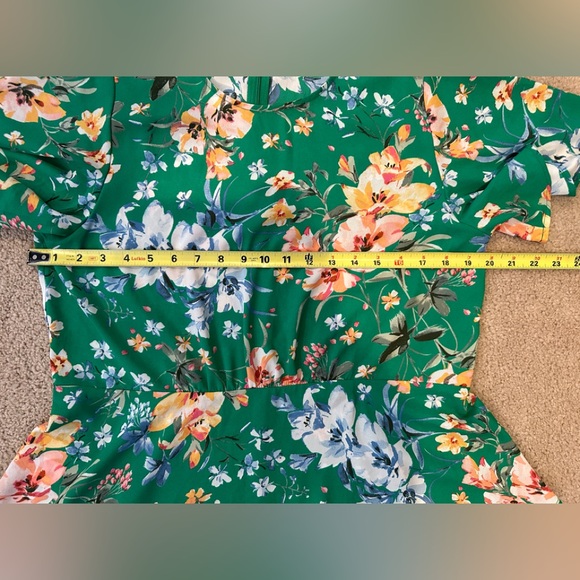 Loft floral blouse with peplum - Picture 10 of 11